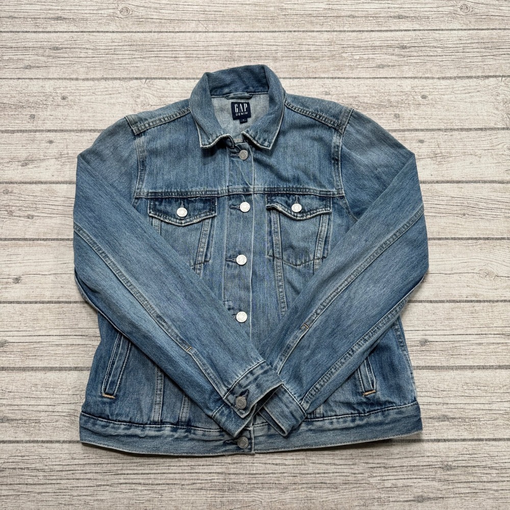 GAP Denim Jacket Women's M Blue Button Front Classic Trucker Utility Workwear